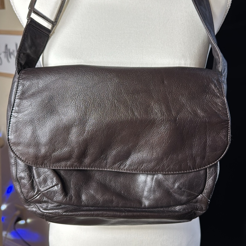 Americana by Sharif dark brown leather shoulder bag